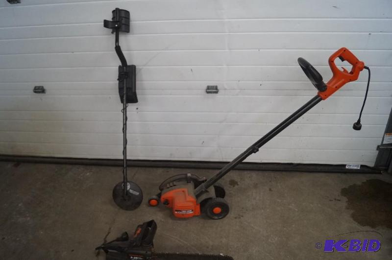 Lawn edger