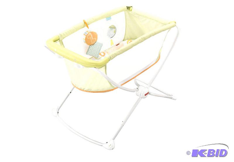 Fisher-Price Portable Bassinet
