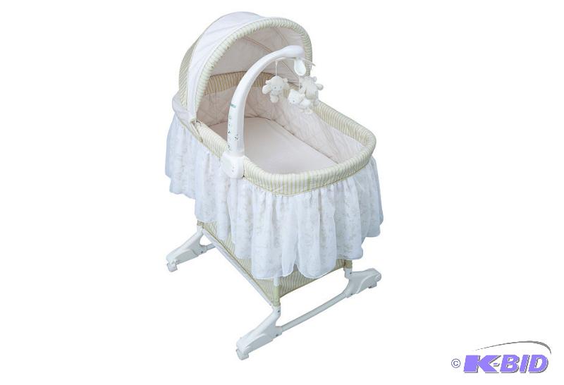 Delta Jungle Bassinet