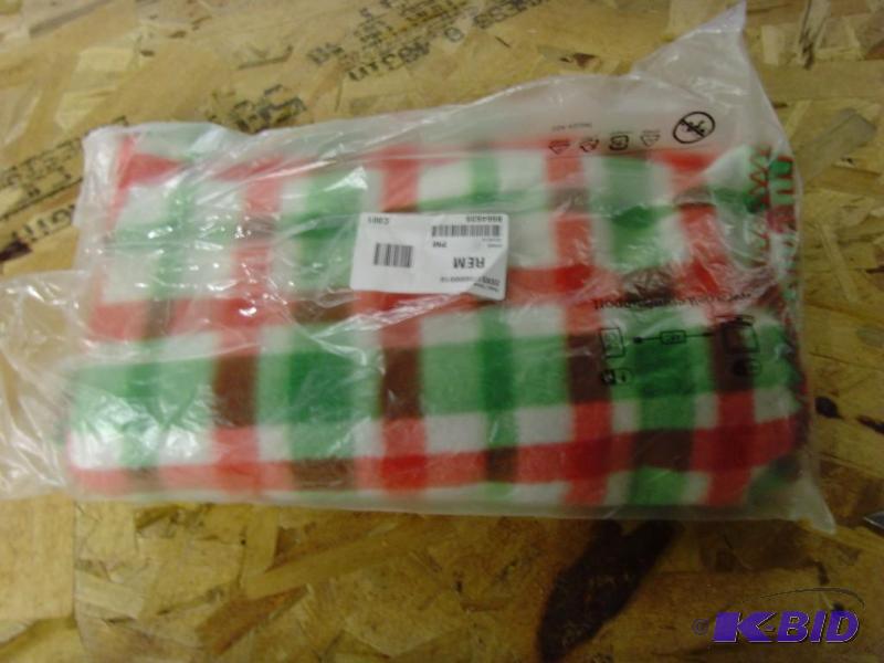Fleece Plaid Throw