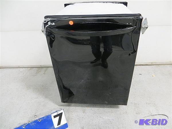 lot 7 image: Parts or Repair LG LDF7551BB&nbspBlack Fully...