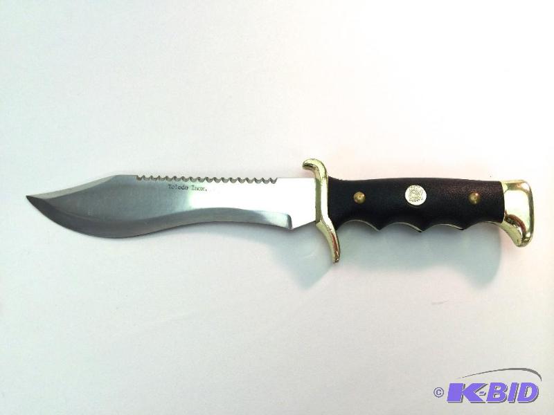 Fixwd Blade Hunting Knife w 10 Blade