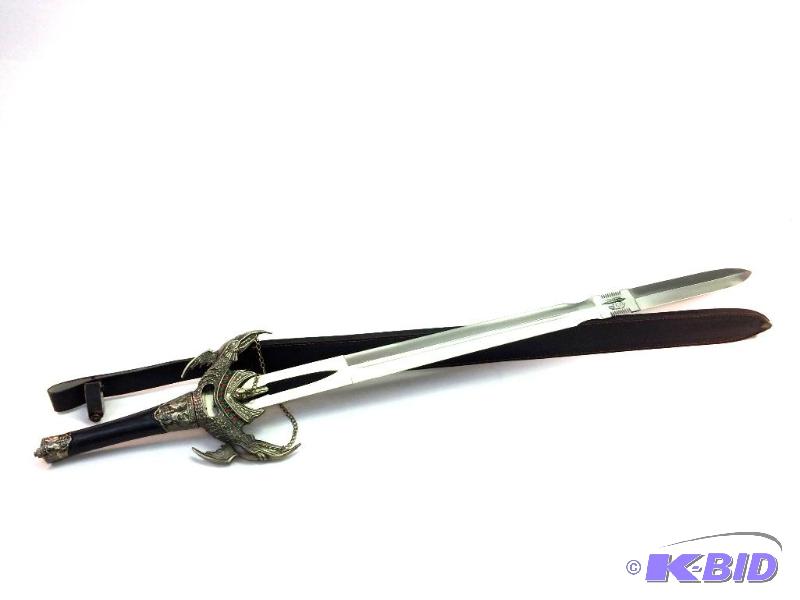 Fantasy Sword w Leather Sheath