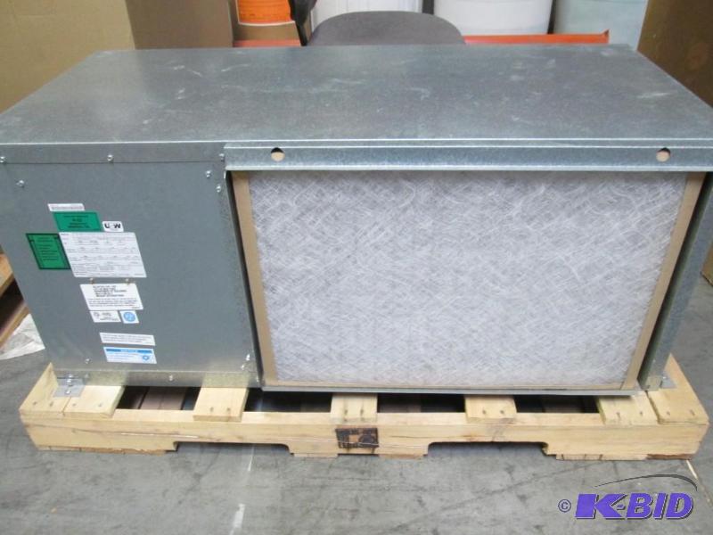 lot 36 image: McQuay Enfinity (R-401A) and Standard (R-22) Horizontal Water Heat Pump