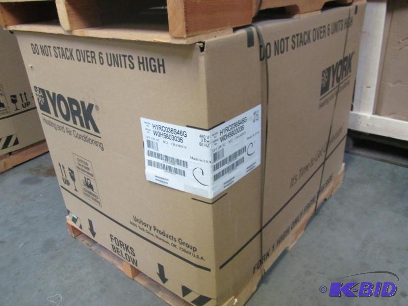 lot 4 image: Large York Condensing Unit
