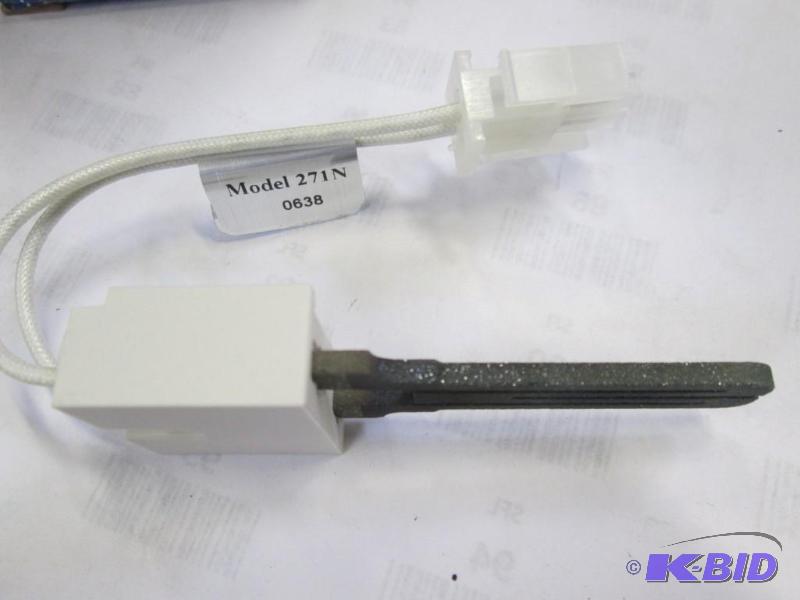 lot 125 image: 4 - Hot Surface Furnace Igniters