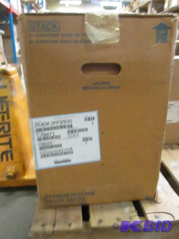 lot 7 image: AC Comprressor