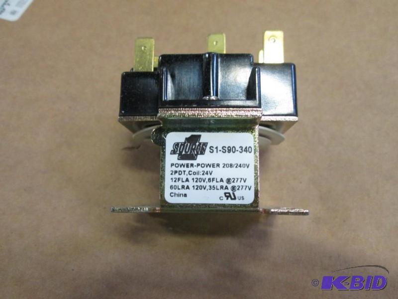 lot 102 image: 2 - Relay Switches