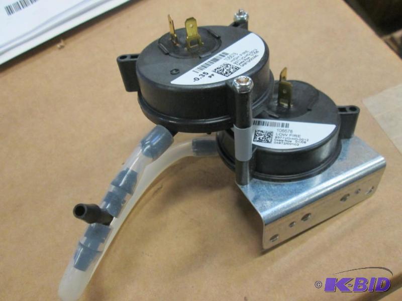 lot 116 image: Air Pressure Switch