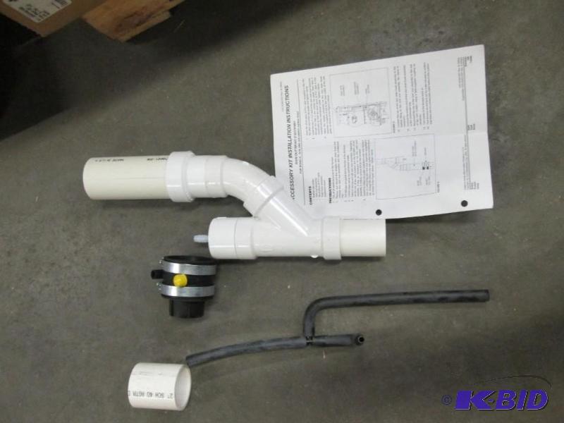 lot 122 image: 2 - Rain Gutter Kits