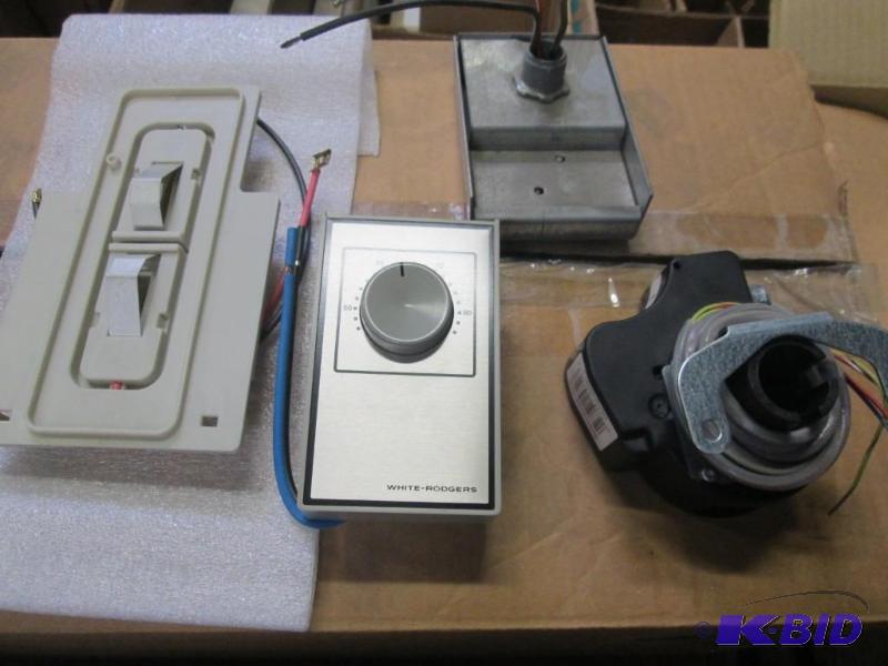 lot 126 image: Terminal Board, Thermostat, Aux Switch Package