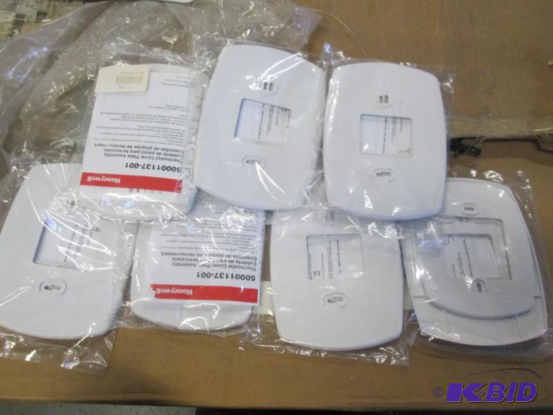 lot 240 image: 7 - Honeywell Thermostat Cover Plates
