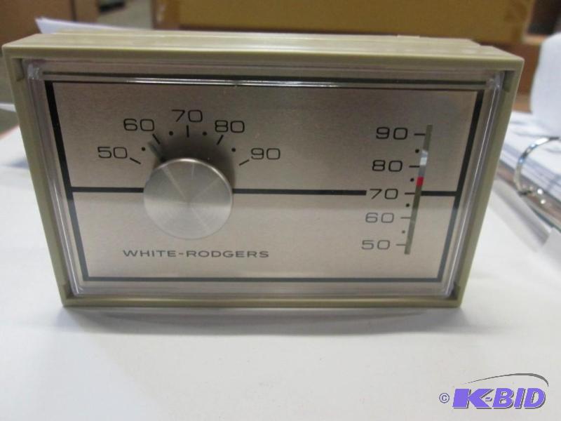 lot 28 image: 2- White-Rodgers  Model 1F51-609