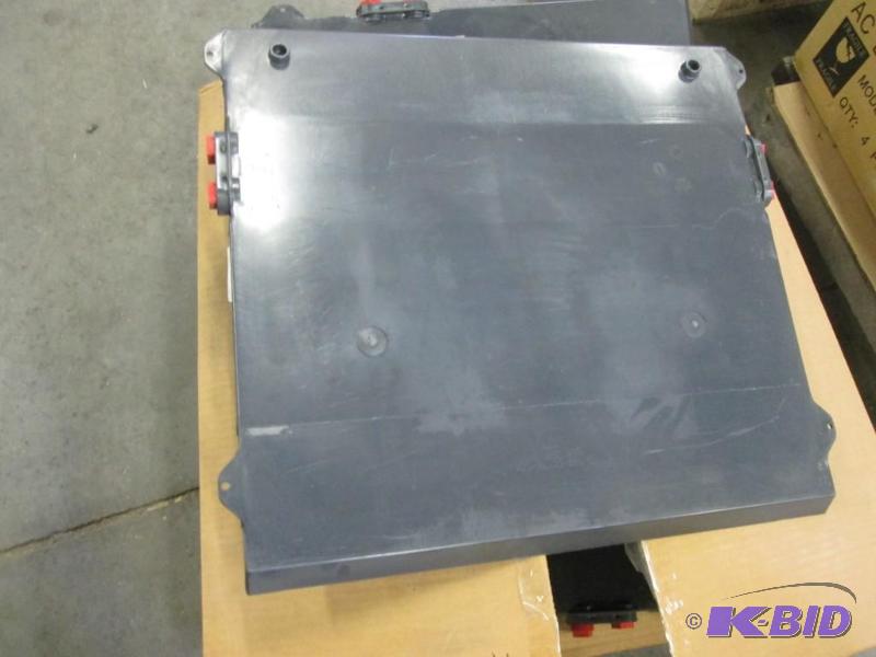 lot 83 image: 3 - Plastic Drain Pan