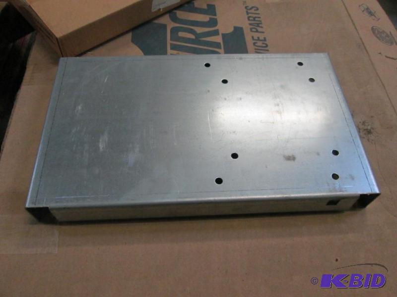 lot 84 image: Motor Support