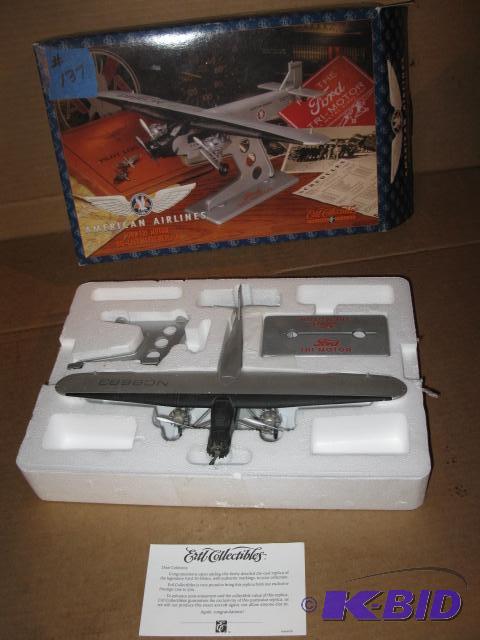 lot 137 image: Ertl Die Cast American Airlines Ford Tri-moto...