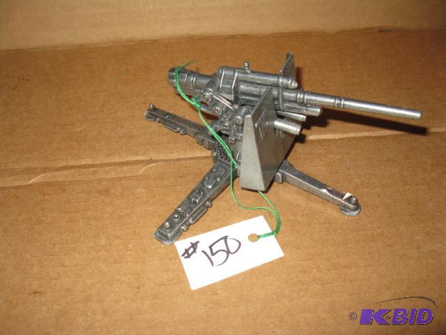 lot 150 image: Heavy artillery gun, 4 inch replica, new in b...