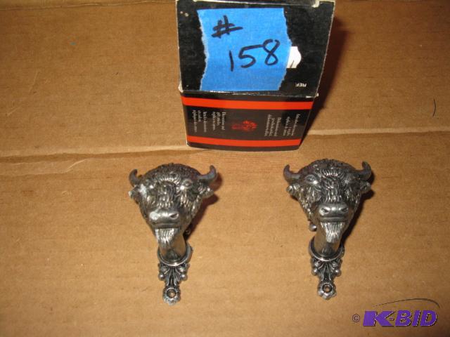 lot 158 image: Pair of Buffalo head display hooks, new in bo...