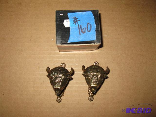 lot 160 image: Pair of Buffalo head display hooks, new in bo...