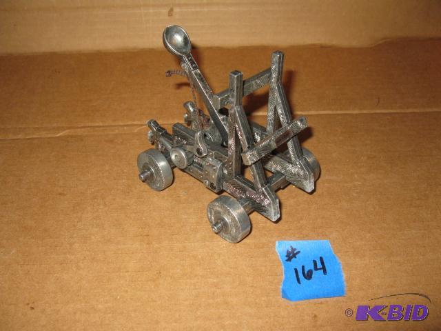 lot 164 image: Replica of catapult, 5 inch, metal, new in bo...