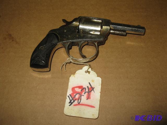 lot 234 image: American Bulldog, caliber .32 SN none condi...