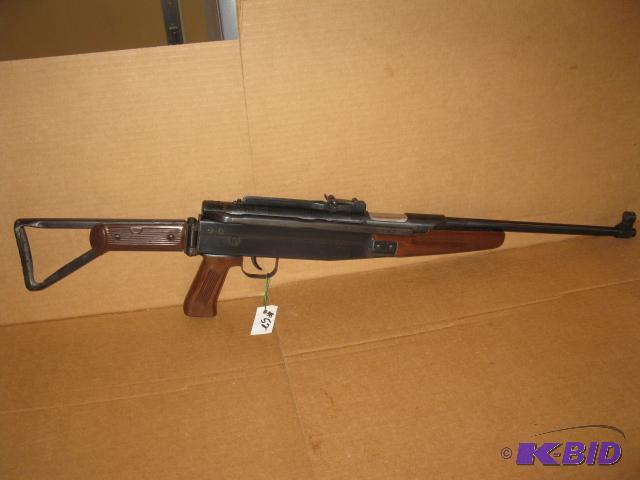 lot 52 image: Air Rifle, no markings, foldable stock...