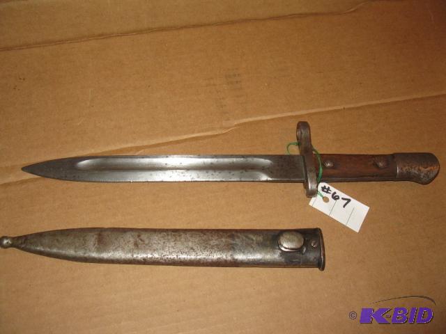 lot 67 image: Bayonet with sheath, SFA2652...