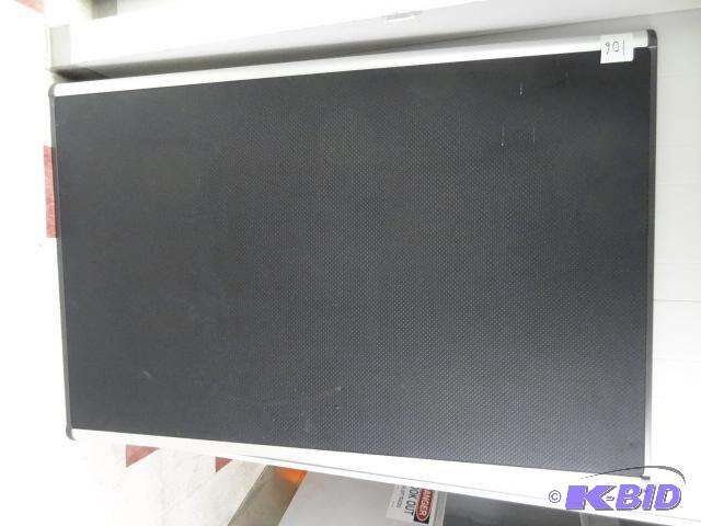lot 106 image: 72 X 48 Pin Up Board...