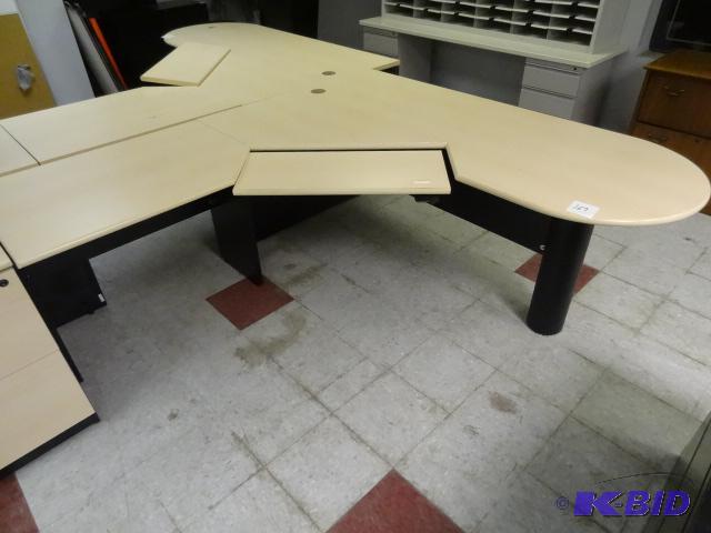 lot 167 image: L Shaped Laminate Desk, 2 Piece, 72 X 78...