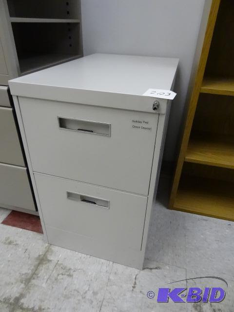 lot 203 image: 18" Metal 2 Drawer File Cabinet...