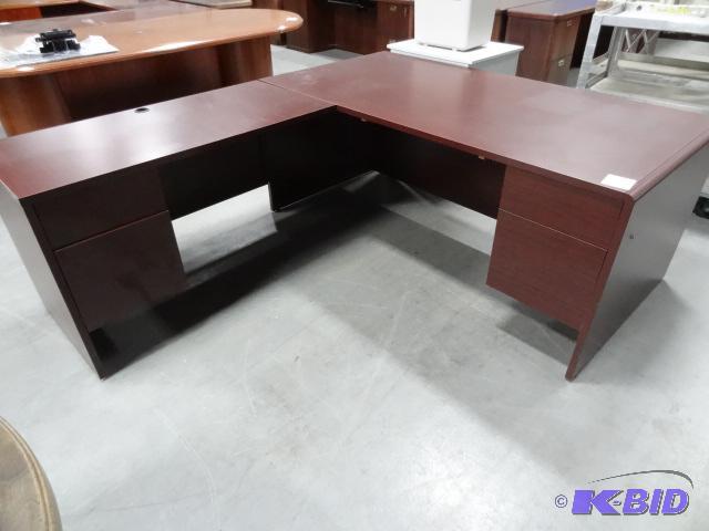 lot 237 image: L Shaped Laminate Office Desk. 4 Drawer, 2 Pi...