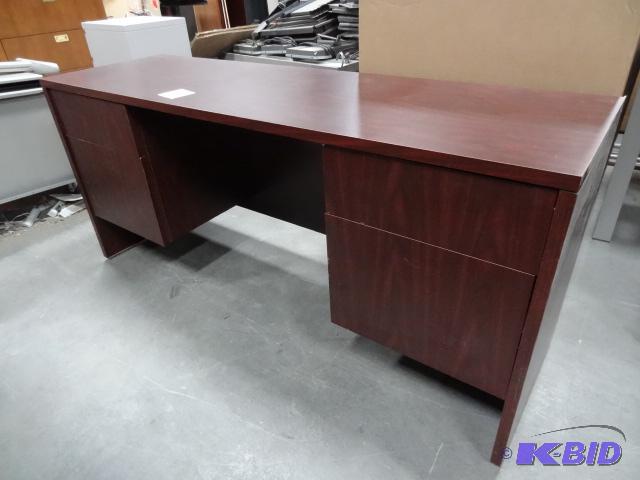 lot 291 image: Laminate Desk. 4 Drawer 66 X 20 X 29 National...