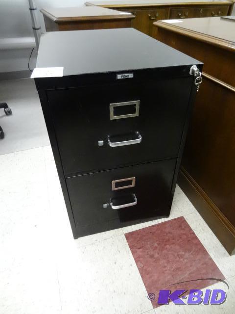 lot 64 image: 18" Metal 2 Drawer File Cabinet with Loc...