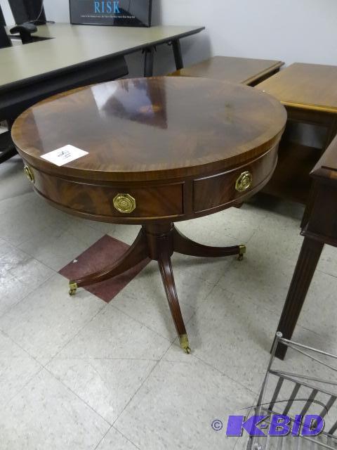lot 84 image: Vintage Table. Hickory Chair Company. One Dra...