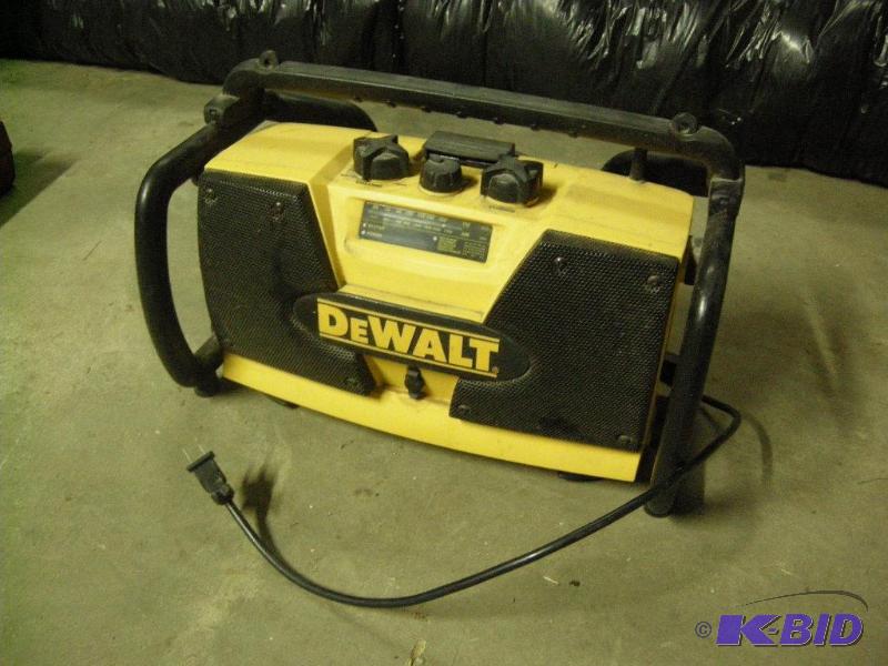 lot 52 image: DeWalt radiocharger