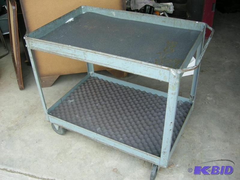 lot 73 image: Roll-around shop cart