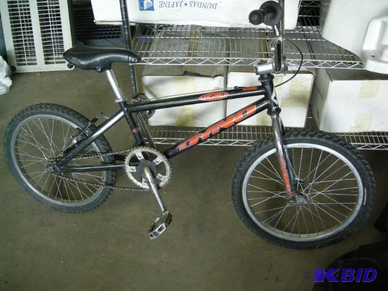 lot 84 image: Dyno VFR boys bike