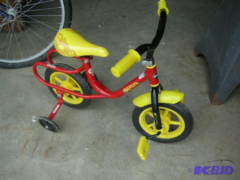 lot 89 image: Mickey Mouse bicycle