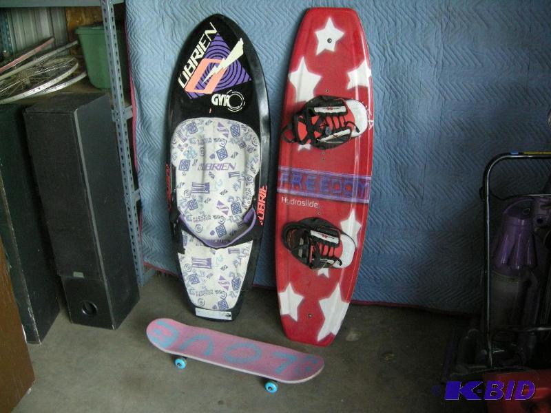 lot 92 image: Waterboards and skateboard