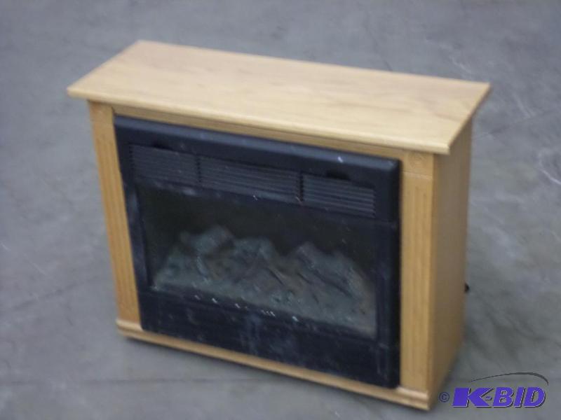 lot 13 image: Heat Surge Electric Fireplace, Amish Mantle, ...