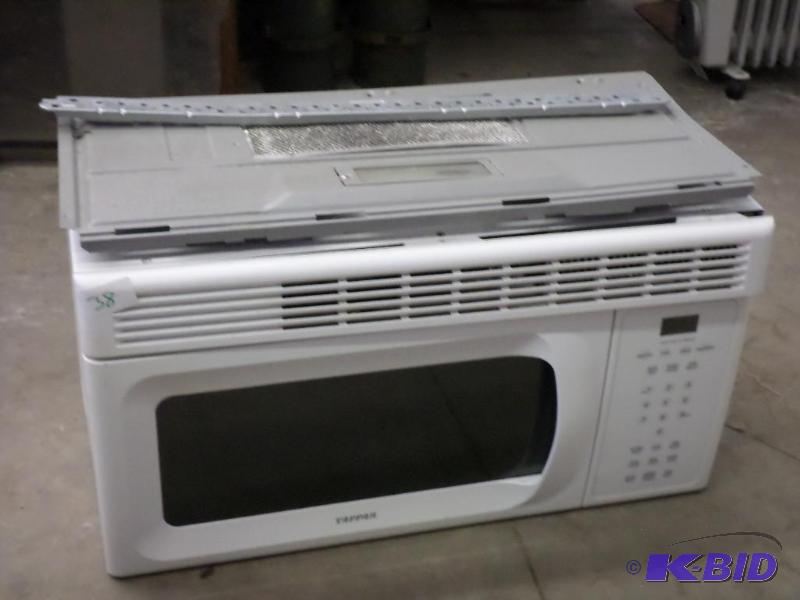 lot 38 image: Tappan Under-Counter Microwave With Mount Bra...