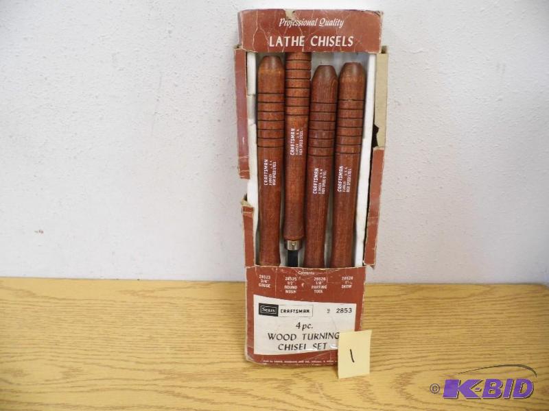 lot 1 image: 4 Piece Wood Turning Chisel Set
