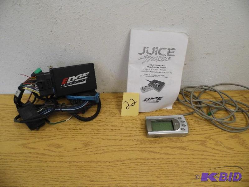 lot 22 image: Juice Attitude