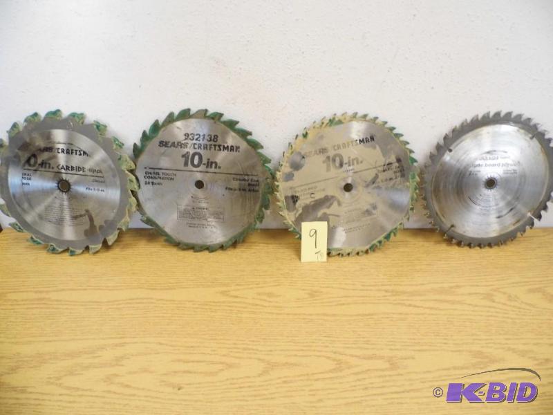 lot 9 image: 4 Saw Blades