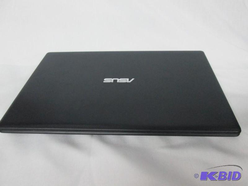 ASUS 15.6 4GB Windows 8 Laptop