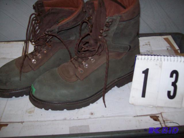 lot 13 image: Irish Setter Hunting Boots 11 12 E Barely Wo...