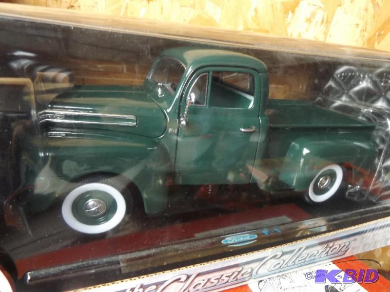 The Classic Collection Die Cast 1948 Ford Tru...