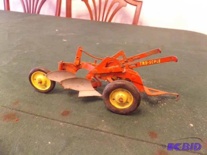 Vintage Tru-Scale two bottom plow...