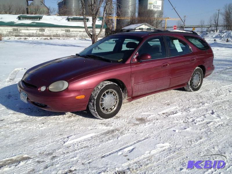 1996 Ford Taurus LX Wagon