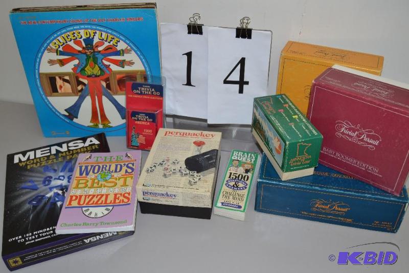 lot 14 image: Game night package #2